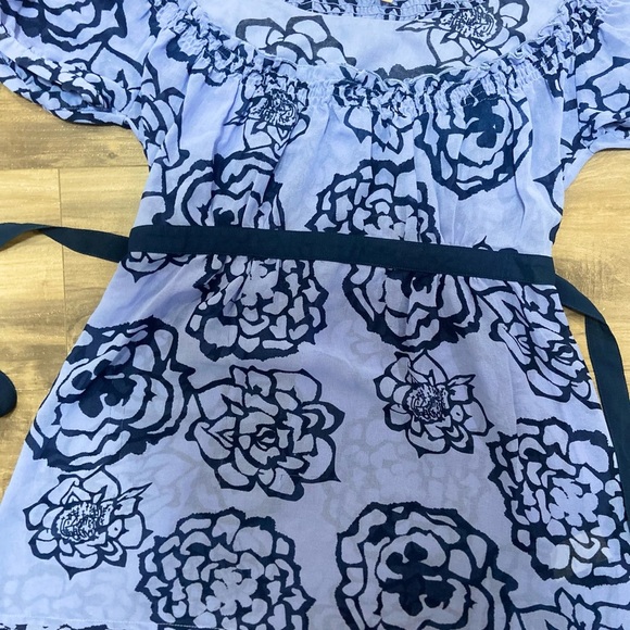 RW&CO. Blue Floral Babydoll Top - Picture 3 of 4